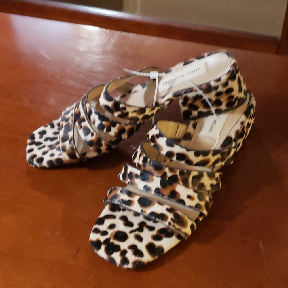 Antonio Melani sandals, color leopard, size 8 M - Picture 4 of 6
